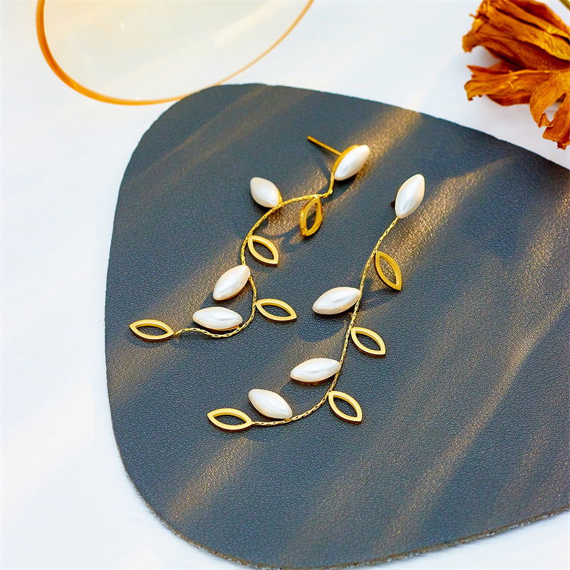 Wholesale 1 Pair Casual Simple Style Leaf Plating Titanium Steel Drop Earrings - coojewelry