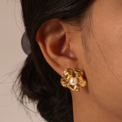 Wholesale 1 Pair IG Style Sweet Flower Inlay 201 Stainless Steel Artificial Pearls 18K Gold Plated Ear Studs - coojewelry