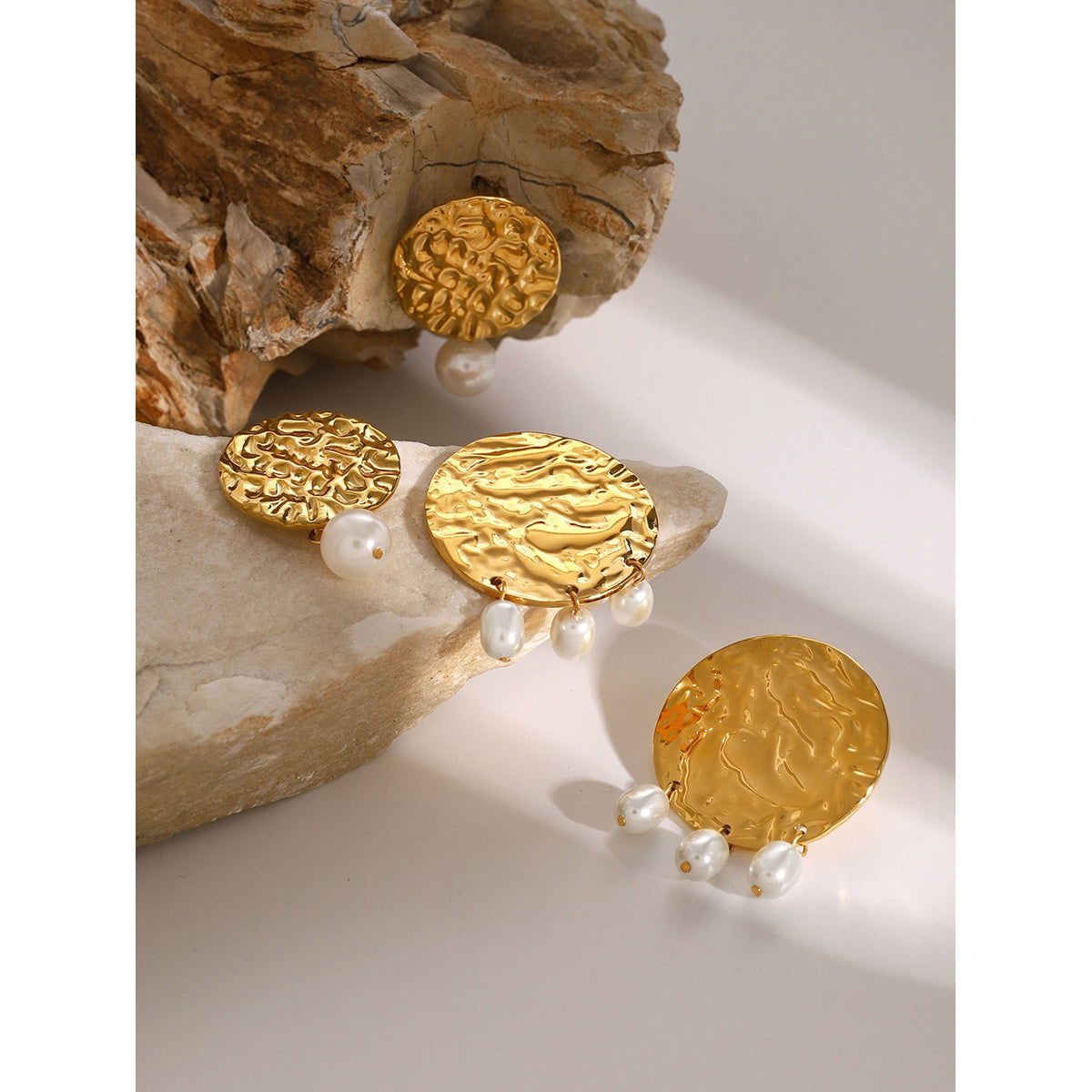 Wholesale 1 Pair Vacation Simple Style IG Style Round Plating 304 Stainless Steel 18K Gold Plated Drop Earrings - coojewelry