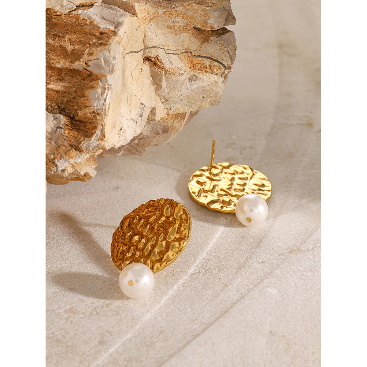 Wholesale 1 Pair Vacation Simple Style IG Style Round Plating 304 Stainless Steel 18K Gold Plated Drop Earrings - coojewelry