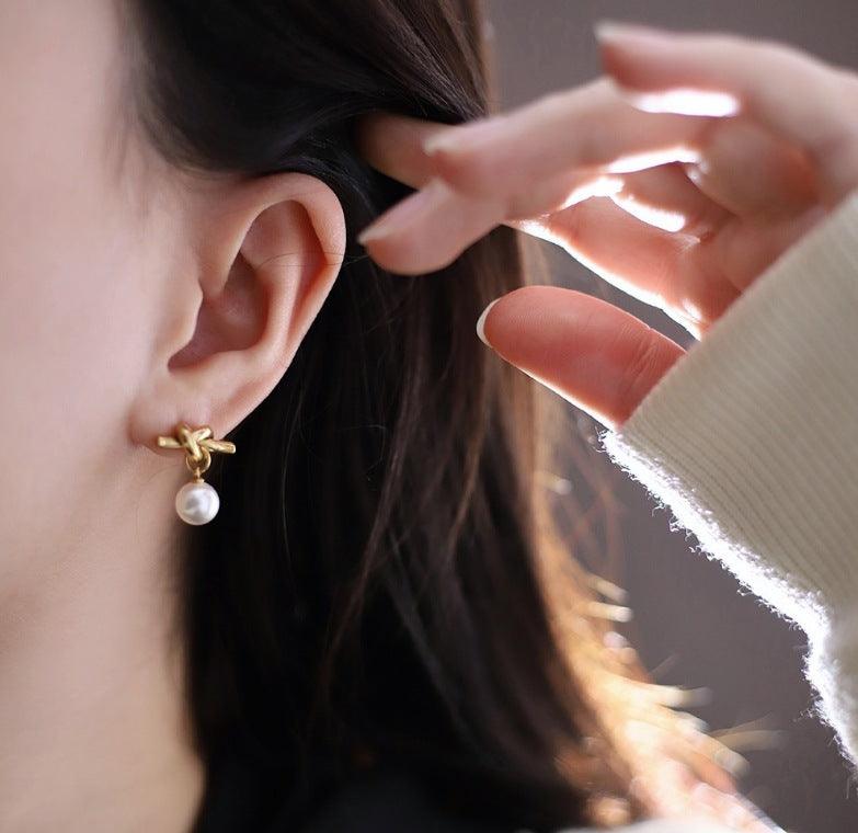 Wholesale Basic Lady Simple Style Round Artificial Pearl Titanium Steel 18K Gold Plated Drop Earrings Pair - coojewelry