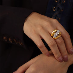 Wholesale Casual Simple Style Cross Titanium Steel Plating Inlay Artificial Diamond 18K Gold Plated Rings - coojewelry