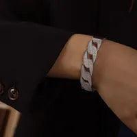 Wholesale Casual Simple Style Solid Color Titanium Steel Criss Cross Plating 18K Gold Plated Bangle - coojewelry