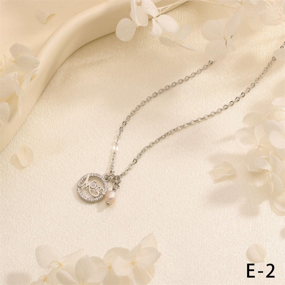 Wholesale Copper 18K Gold Plated Simple Style Commute Inlay Letter Heart Shape Zircon Pendant Necklace - coojewelry