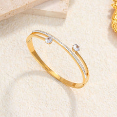 Wholesale Elegant Simple Style Geometric Titanium Steel Plating Rhinestones Inlay 18K Gold Plated Bangle - coojewelry