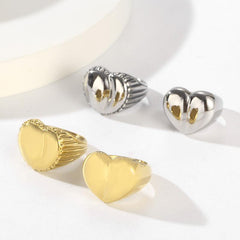 Wholesale Hip-Hop Retro Commute Heart Shape Rings Titanium Steel Gold Plated - coojewelry
