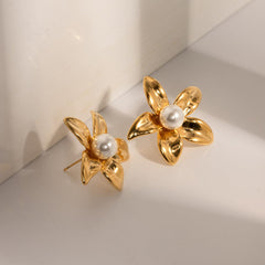 Wholesale INS-Style Personality Trend Pearl Flower Earrings 18K Gold Stainless Steel Inlaid - coojewelry