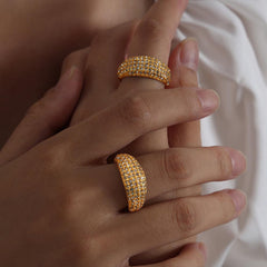 Wholesale Luxurious Shiny Geometric Titanium Steel Plating Inlay Rhinestones 18K Gold Plated Rings - coojewelry