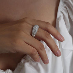 Wholesale Luxurious Shiny Geometric Titanium Steel Plating Inlay Rhinestones 18K Gold Plated Rings - coojewelry