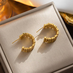 Wholesale Simple Style C Shape Irregular Titanium Steel Ear Studs - coojewelry
