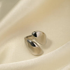 Wholesale Simple Style Commute Asymmetrical Rings Stainless Steel with 18k Gold Plating - coojewelry