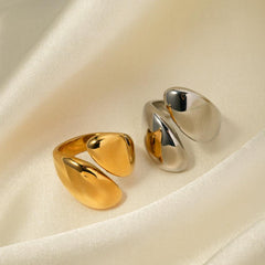 Wholesale Simple Style Commute Asymmetrical Rings Stainless Steel with 18k Gold Plating - coojewelry