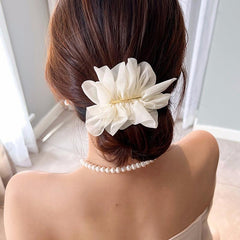 Wholesale Simple Style Commute Flower Silk Yarn Hair Clip - coojewelry