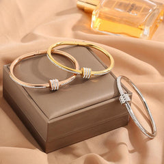 Wholesale Simple Style Round Bangle Titanium Steel Plating Gold Plated - coojewelry
