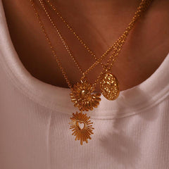 Wholesale Simple Style Sun Heart Shape Stainless Steel Plating 18K Gold Plated Pendant Necklace - coojewelry