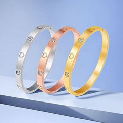 Wholesale Simple Style Titanium Steel Gold-Plated Bangle with Zircon Inlay - coojewelry