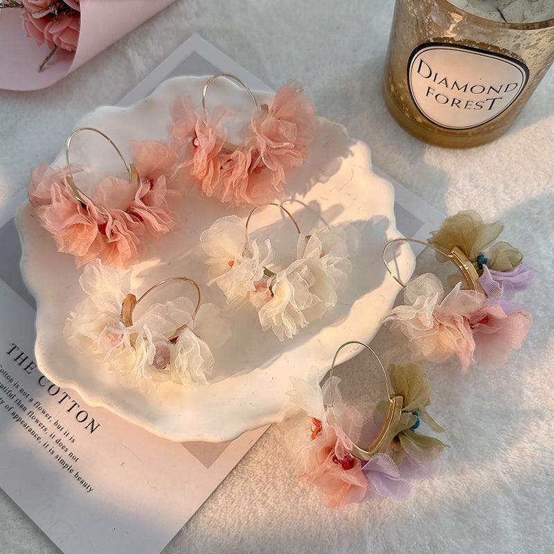 Wholesale Sweet Flower Alloy Cloth Resin Drop Earrings - coojewelry