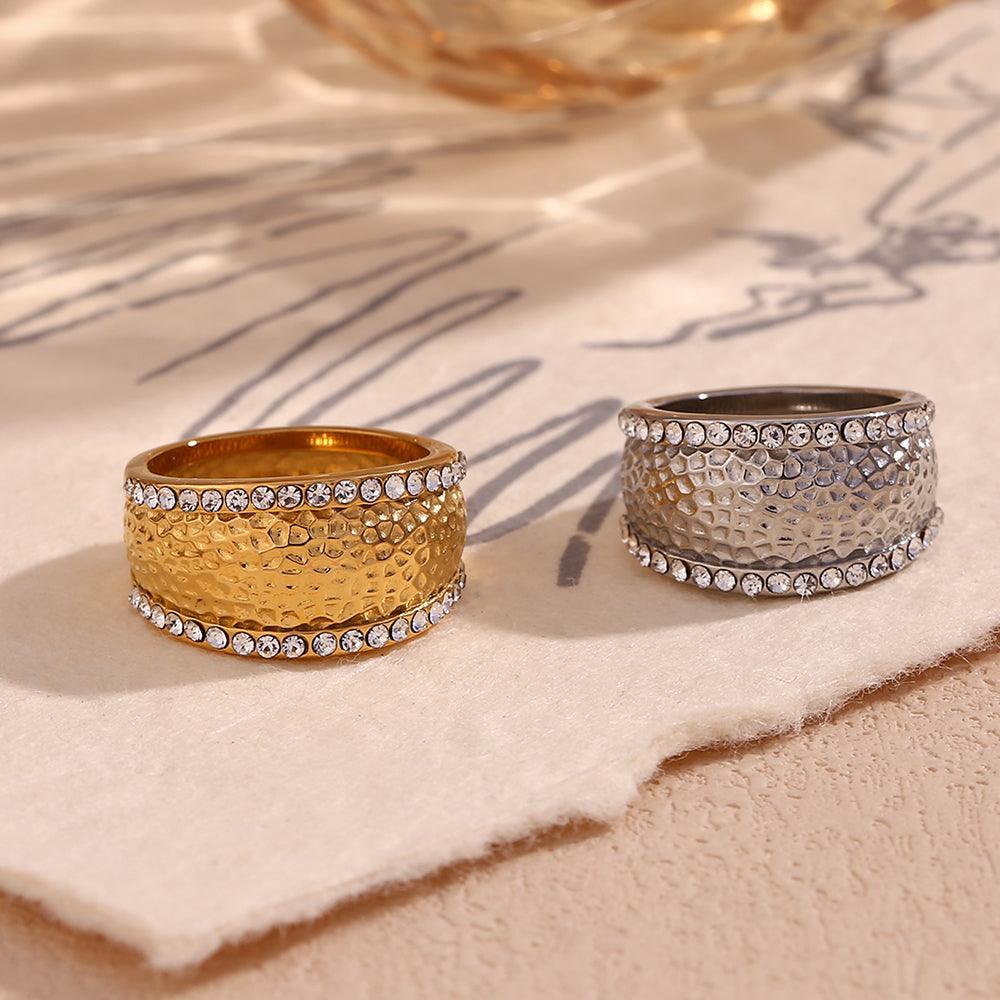 Wholesale Vintage Style Simple Geometric Stainless Steel Rings with Artificial Diamond Inlay 18k Gold Plated - coojewelry