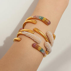 Wholesale Vintage Style Vacation Commute Round Titanium Steel Asymmetrical Plating Zircon Inlay 18K Gold Plated Bangle - coojewelry