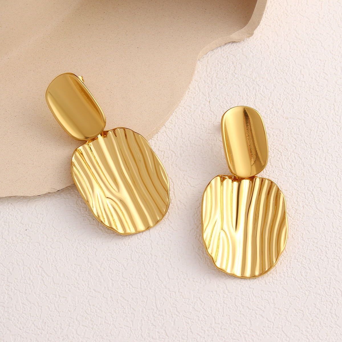wholesale Exaggerated Simple Style Commute Geometric Pleated 304 Stainless Steel 18K Gold Plated Drop Earrings - coojewelry