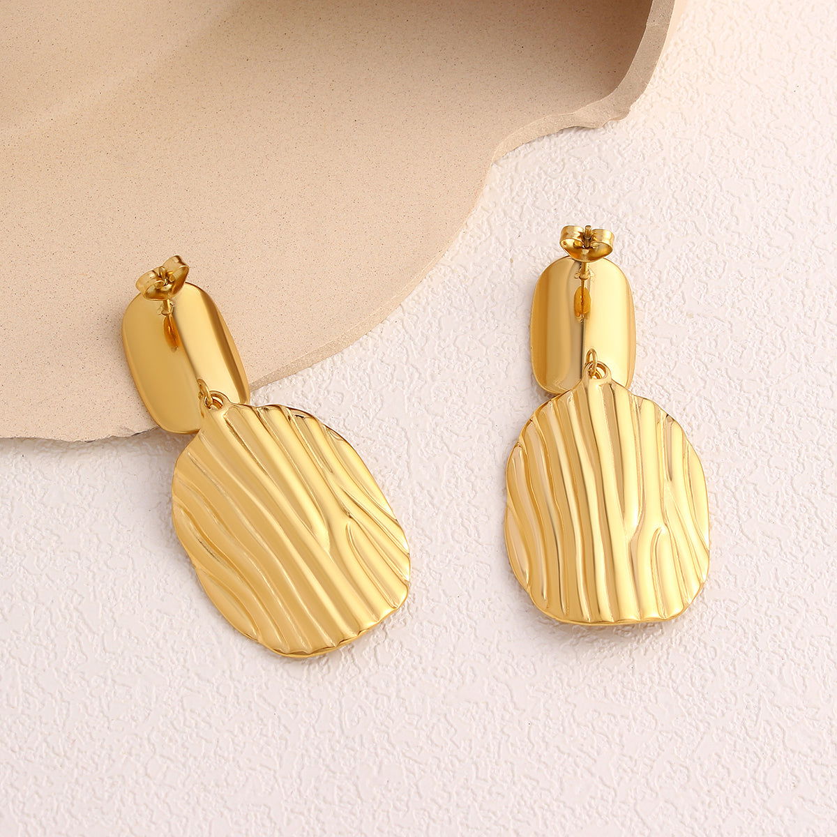 wholesale Exaggerated Simple Style Commute Geometric Pleated 304 Stainless Steel 18K Gold Plated Drop Earrings - coojewelry